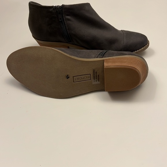 Report Bootie in Medium Gray Size 9 1/2, NWOT - Picture 3 of 7